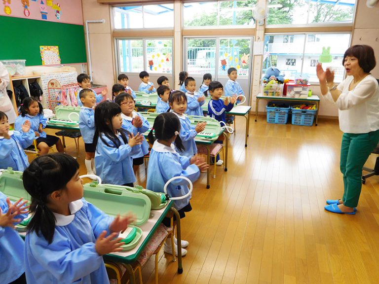 鼓笛指導と音あそび